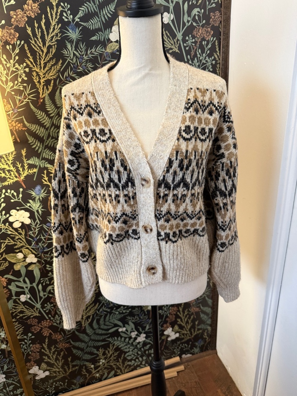 Steve Madden Beige and Black Patterned V-Neck Button Cardigan